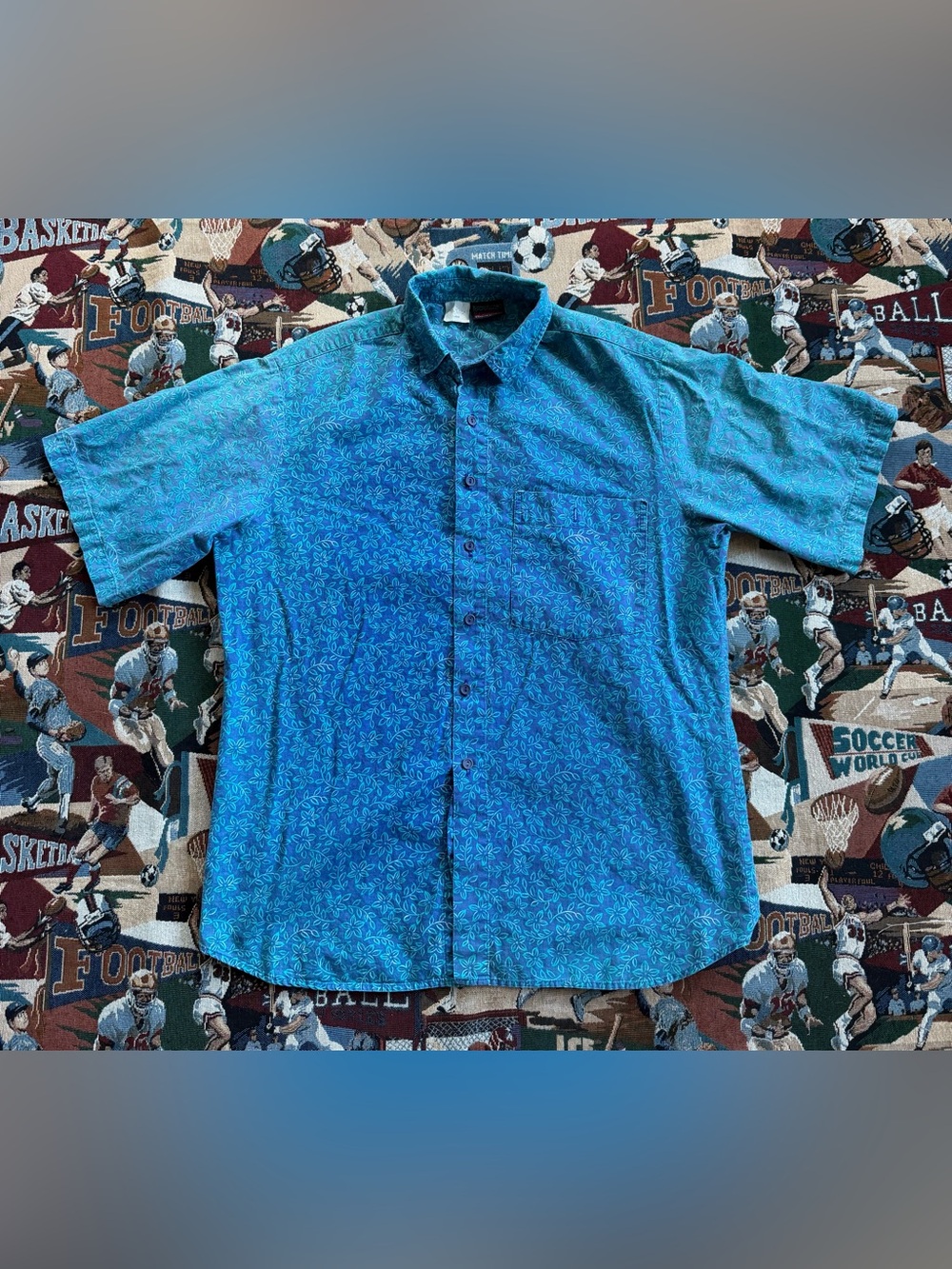Vintage 90s Men’s Maui Trading Company Blue Floral Hawaiian Shirt